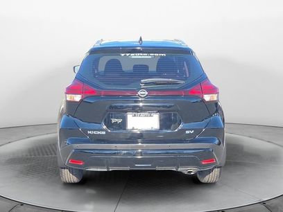 Used 2023 Nissan Kicks SV