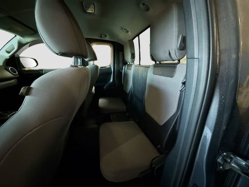 Used 2017 Toyota Tacoma SR5 w/ Tow Package image 22