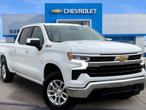 New 2026 Chevrolet Silverado 1500 LT w/ Z71 Off-Road Package AWD/4WD image 2