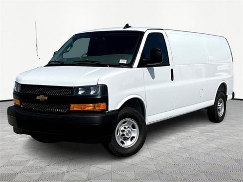 New 2025 Chevrolet Express 2500 Extended w/ Enhanced Convenience Package image 3