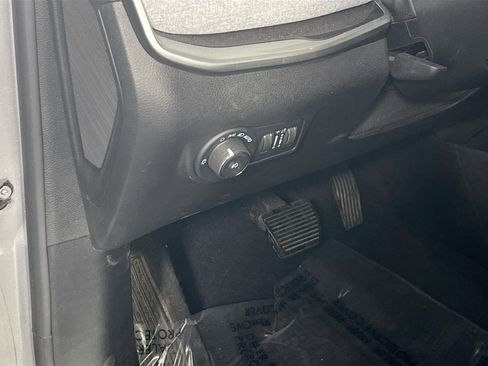 Used 2022 Jeep Compass Latitude AWD/4WD image 10