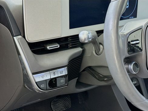 Used 2023 Hyundai Ioniq 5 SEL image 17