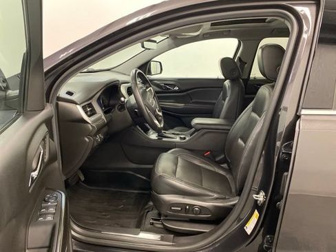 Used 2017 GMC Acadia SLT w/ LPO, Cargo Package AWD/4WD image 8