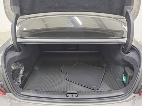 New 2025 Volvo S60 B5 Plus w/ Protection Package Premier FWD image 10