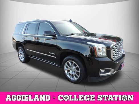 Used 2018 GMC Yukon Denali w/ Open Road Package RWD image 3