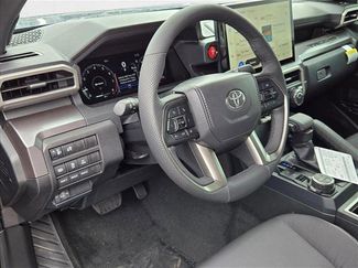 New 2025 Toyota Tacoma TRD Off-Road video 3