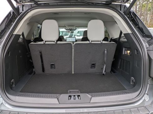 New 2026 Ford Explorer Active w/ Active Comfort Package image 13