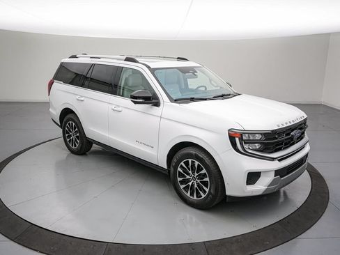 Certified 2025 Ford Expedition Platinum AWD/4WD image 2