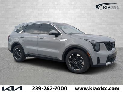 New 2025 Kia Sorento S w/ Panoramic Sunroof Package