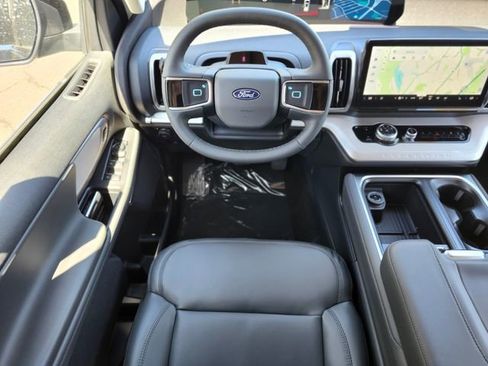 New 2026 Ford Expedition Max Active AWD/4WD image 13
