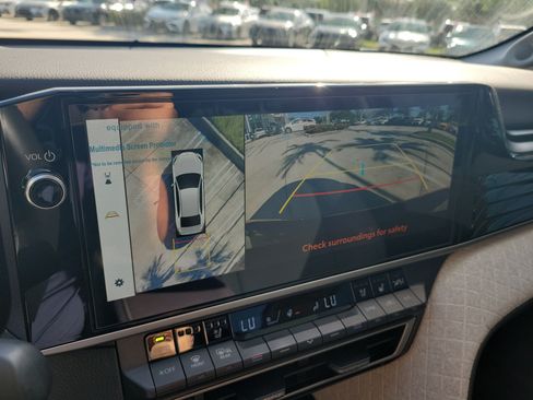Certified 2025 Toyota Camry XLE w/ Premium Plus Package FWD image 33