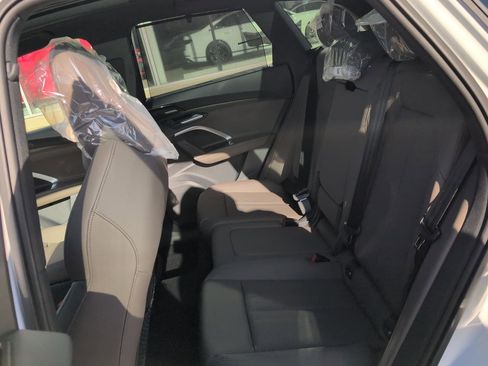 New 2025 Audi Q5 Premium Plus image 21