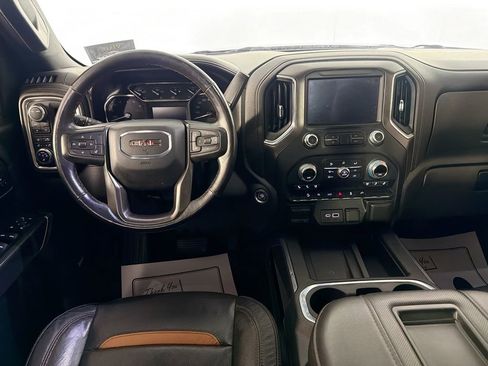 Used 2021 GMC Sierra 1500 AT4 w/ AT4 Preferred Package AWD/4WD image 23