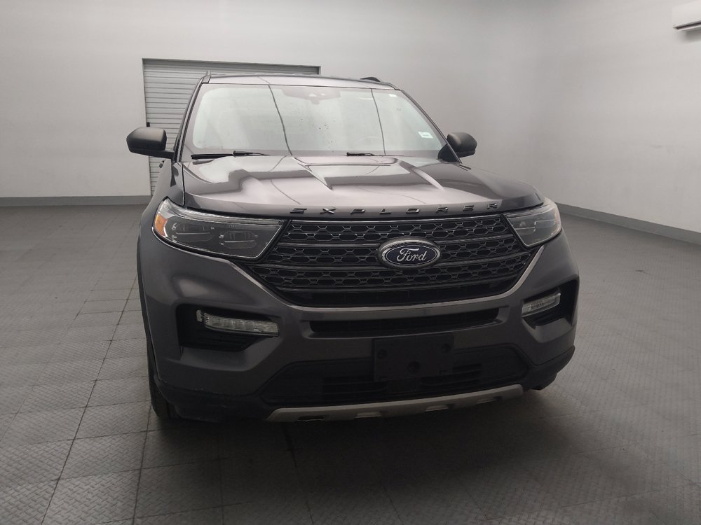 Used 2021 Ford Explorer XLT w/ Equipment Group 202A RWD image 14