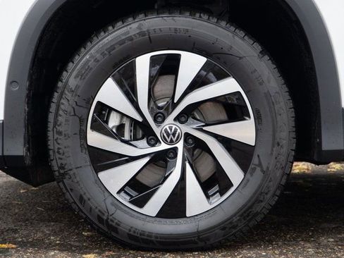 New 2026 Volkswagen Tiguan S image 7