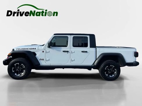 Used 2026 Jeep Gladiator Rubicon AWD/4WD image 8