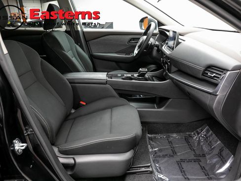 Used 2023 Nissan Rogue S FWD image 23