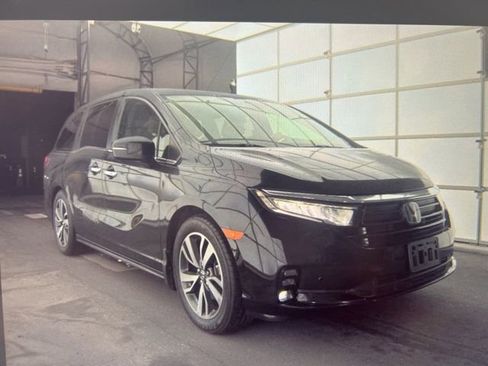 Used 2022 Honda Odyssey Touring image 5