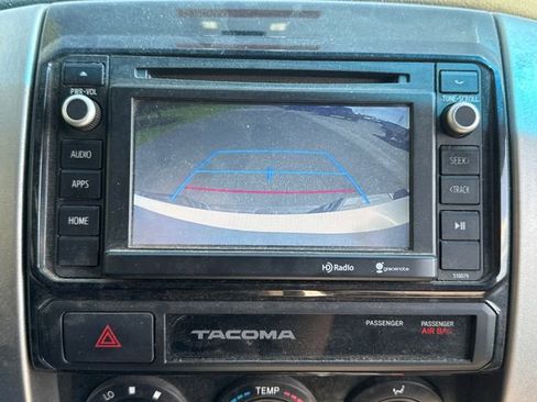 Used 2015 Toyota Tacoma 2WD Access Cab w/ SR5 Package image 23