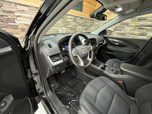 Used 2023 GMC Terrain SLE w/ Driver Convenience Package AWD/4WD image 31