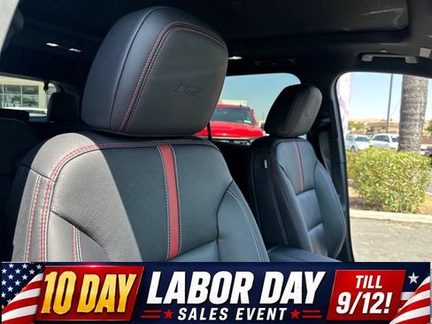 Certified 2024 Chevrolet Traverse RS w/ LPO, Floor Liner Package FWD image 32