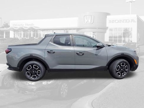 Used 2022 Hyundai Santa Cruz SEL FWD image 4