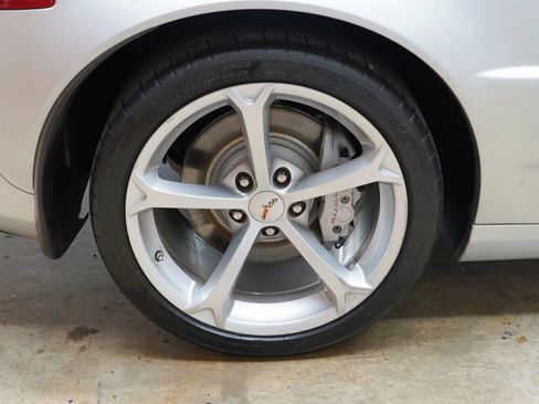 Used 2010 Chevrolet Corvette Grand Sport w/ Preferred Equipment Group RWD image 62