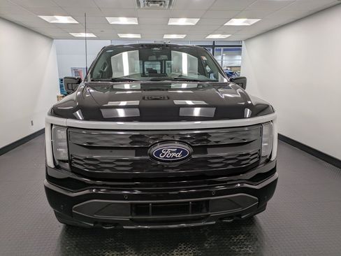 Used 2025 Ford F150 Lightning Platinum image 2
