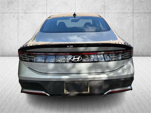 New 2026 Hyundai Sonata SE image 2