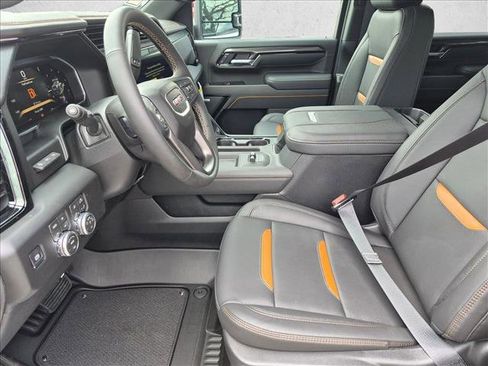 New 2026 GMC Sierra 2500 AT4 w/ AT4 Premium Plus Package AWD/4WD image 4