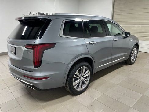 Used 2022 Cadillac XT6 Premium Luxury AWD/4WD image 6