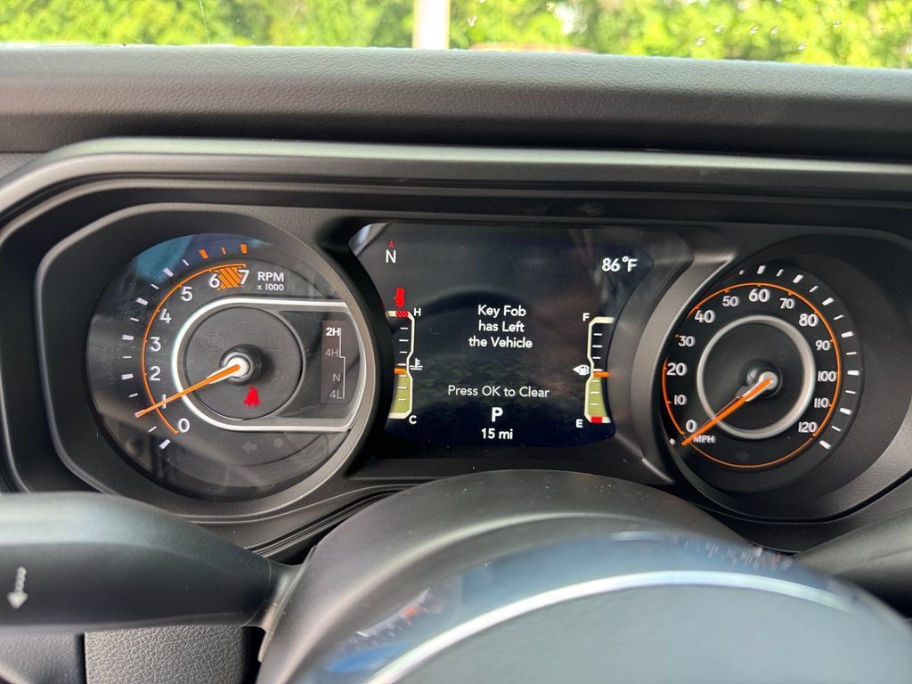 New 2025 Jeep Wrangler Unlimited Sahara AWD/4WD image 23