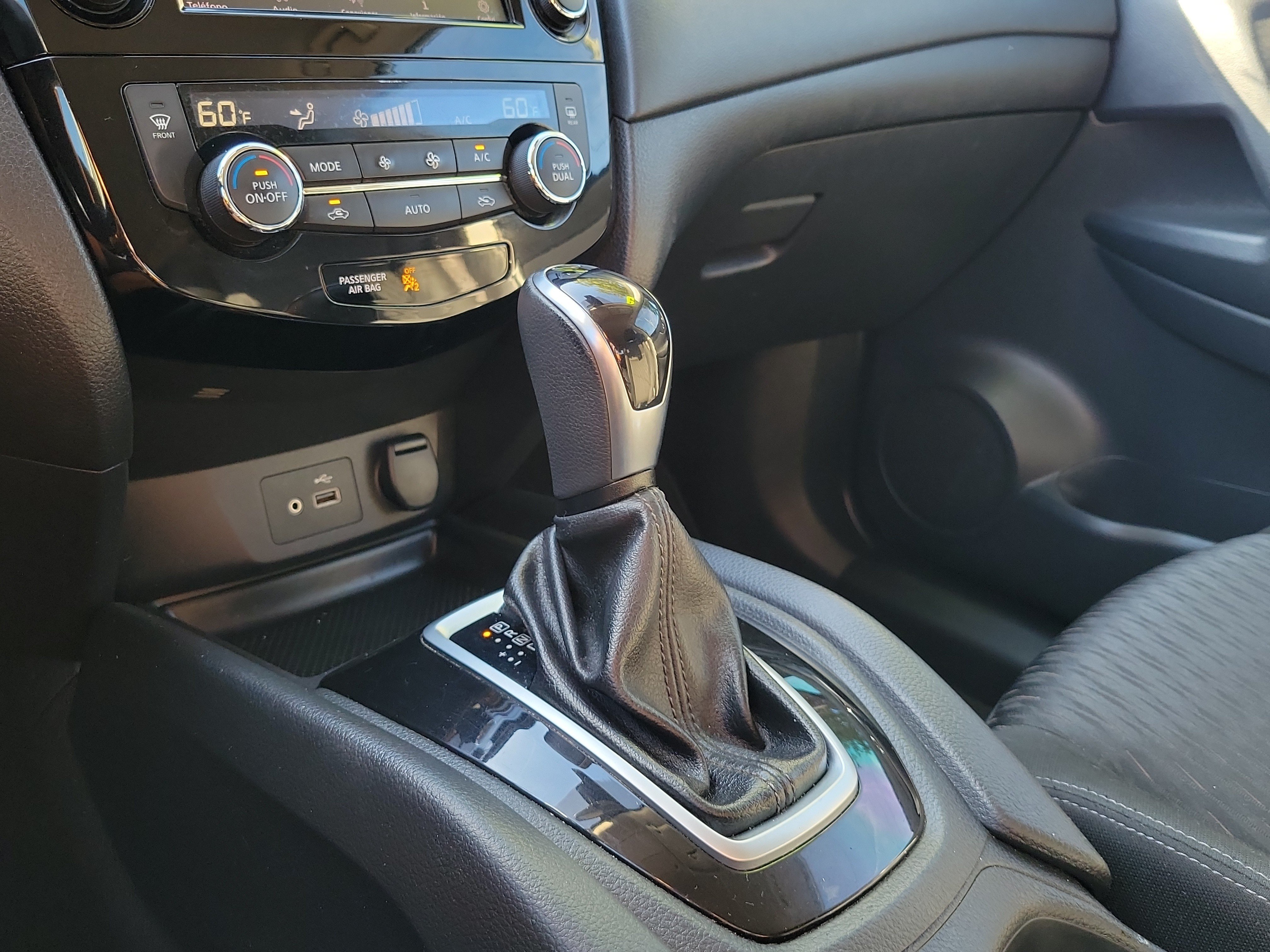 Used 2019 Nissan Rogue SV FWD image 28