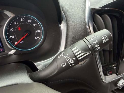 Certified 2023 Chevrolet Traverse LT image 30