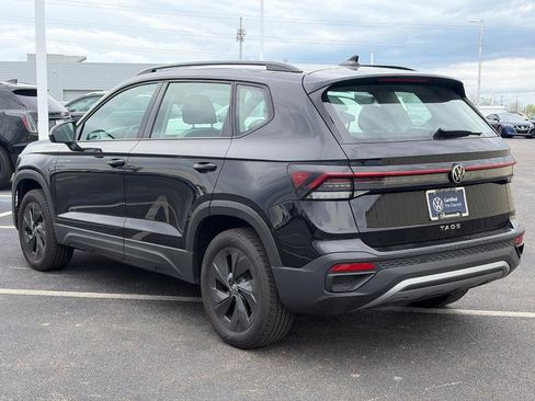 Used 2025 Volkswagen Taos S FWD image 8