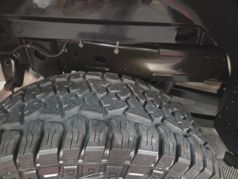 Used 2021 RAM 2500 Laramie w/ Night Edition AWD/4WD image 90