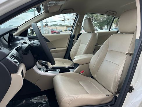 Used 2014 Honda Accord LX image 19