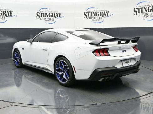 Used 2024 Ford Mustang GT Premium w/ GT Performance Package RWD image 5