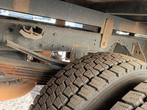 Used 2018 RAM 5500 Tradesman w/ Power & Remote Entry Group image 27