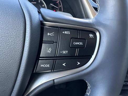 Used 2019 Lexus ES 350 Luxury image 29