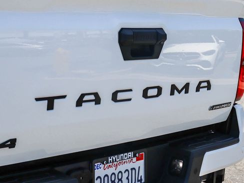 Used 2024 Toyota Tacoma TRD Off-Road w/ TRD Off Road Upgrade Package AWD/4WD image 12