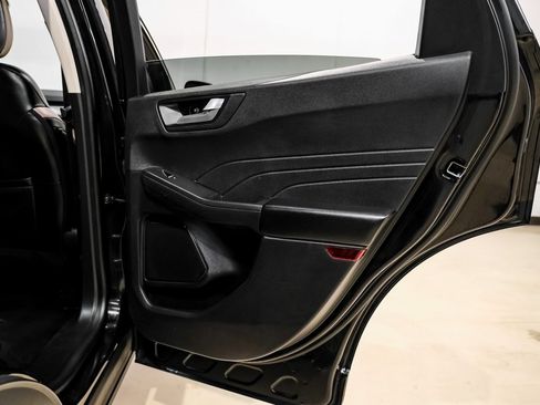 Used 2021 Ford Escape SEL image 40