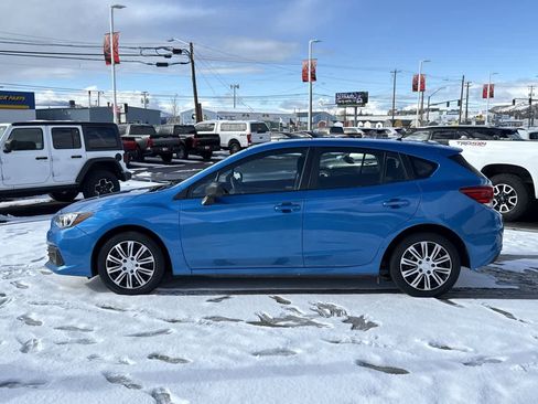 Used 2023 Subaru Impreza 2.0i image 2
