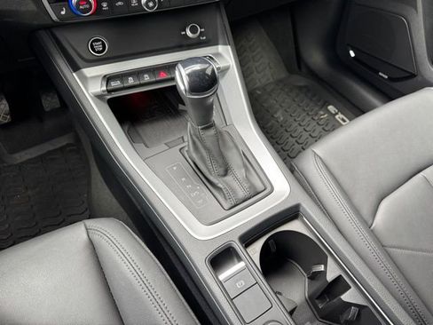 Certified 2024 Audi Q3 2.0T Premium Plus image 17