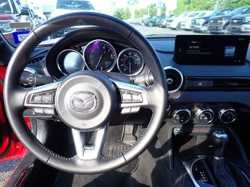 Used 2025 MAZDA MX-5 Miata RF Grand Touring RWD image 12