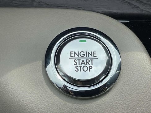 Used 2023 Lincoln Aviator Reserve w/ Equipment Group 201A image 24