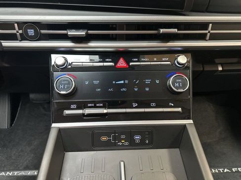 New 2026 Hyundai Santa Fe SEL FWD image 18