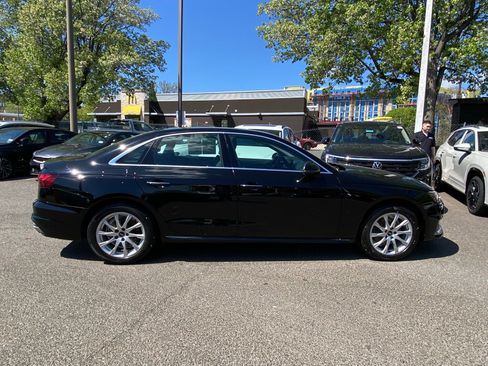 Used 2023 Audi A4 2.0T Premium AWD/4WD image 2