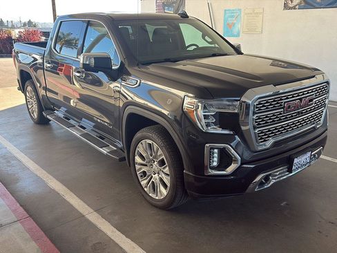 Used 2020 GMC Sierra 1500 Denali w/ Denali Premium Package image 7