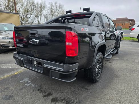 Used 2016 Chevrolet Colorado Z71 image 3